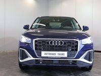 Gebraucht Audi Q2 S-Line 150 PS (110 kW) 2024 Blau SUV