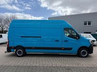 Gebraucht Renault Master 179 PS (131 kW) 2022 Blau Van / Kleinbus