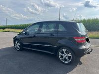 Gebraucht Mercedes B150 95 PS (69 kW) 2008 Schwarz Van / Kleinbus