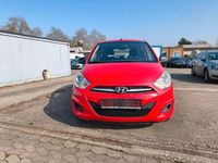 Gebraucht Hyundai i10 Edition 69 PS (50 kW) 2012 Rot Kleinwagen