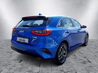 Neu Kia Ceed Spirit 140 PS (102 kW) 2025 Blau Kleinwagen