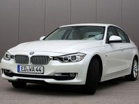 Gebraucht BMW 320 184 PS (135 kW) 2014 Weiß Limousine
