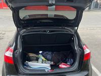 Gebraucht Kia Rio 74 PS (54 kW) 2014 Schwarz Kleinwagen