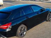 Gebraucht Mercedes CLA180 Shooting Brake 122 PS (89 kW) 2018 Schwarz Kombi
