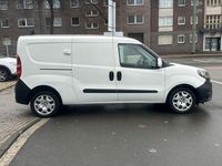 Gebraucht Fiat Doblò 95 PS (69 kW) 2020 Weiß Van / Kleinbus