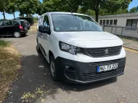 Gebraucht Peugeot Partner 131 PS (96 kW) 2019 Weiß Van / Kleinbus