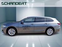Neu Skoda Superb Selection 150 PS (110 kW) 2025 Graphitegrau metallic Kombi