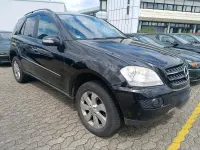 Gebraucht Mercedes ML280 190 PS (139 kW) 2006 Schwarz SUV