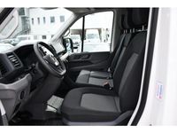 Gebraucht VW Crafter 177 PS (130 kW) 2022 Candyweiß Van