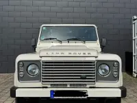 Gebraucht Land Rover Defender 122 PS (89 kW) 2010 Weiß Kombi
