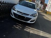 Gebraucht Opel Astra 120 PS (88 kW) 2014 Weiß Limousine