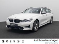 Gebraucht BMW 330 Sport Line 286 PS (210 kW) 2022 Alpinweiã uni300 Kombi
