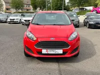 Gebraucht Ford Fiesta Ambiente 60 PS (44 kW) 2015 Rot Kleinwagen