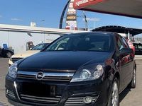 Gebraucht Opel Astra 105 PS (77 kW) 2005 Schwarz Kleinwagen