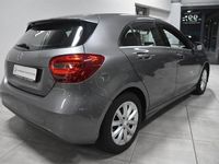Gebraucht Mercedes A180 109 PS (80 kW) 2016 Grau Limousine