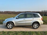 Gebraucht Toyota RAV4 150 PS (110 kW) 2003 Silber SUV