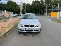 gebraucht BMW 320 i 2005 E90 Lımo Sılber