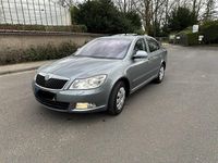 Gebraucht Skoda Octavia 160 PS (117 kW) 2012 Grau Limousine