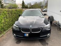 gebraucht BMW 520 d „Metallic black“