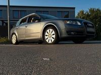Gebraucht Audi A4 163 PS (119 kW) 2005 Grau Kombi