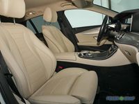 gebraucht Mercedes E220 d T Avantgarde Automatik AHK / Navi / LED / elek.