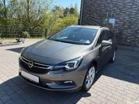 Usata Opel Astra Dynamic 125 CV (91 kW) 2017 You drive me crazy Station wagon
