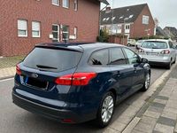 Gebraucht Ford Focus 120 PS (88 kW) 2016 Blau Kombi