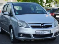 Gebraucht Opel Zafira Edition 140 PS (102 kW) 2007 Starsilber iii m2 Van / Kleinbus