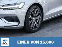 Gebraucht Volvo V60 Plus 455 PS (334 kW) 2025 Metallic Kombi