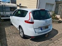 Gebraucht Renault Grand Scénic III 150 PS (110 kW) 2010 Weiß Van / Kleinbus