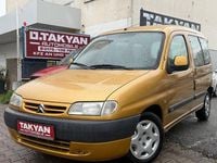 Gebraucht Citroën Berlingo 75 PS (55 kW) 2004 Gelb Van / Kleinbus