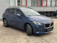 Gebraucht BMW 218 136 PS (100 kW) 2024 Phytonicblau metallic Van / Kleinbus