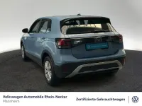 Gebraucht VW T-Cross Basis 95 PS (69 kW) 2025 Clear blue metallic SUV