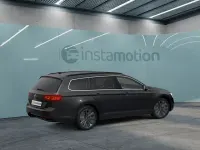 Gebraucht VW Passat 200 PS (147 kW) 2022 Grau Kombi