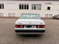Second-hand Mercedes 190 132 CP (97 kW) 1989 Alb Berlinǎ