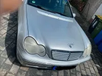 Gebraucht Mercedes C220 Elegance 143 PS (105 kW) 2000 Silber Limousine