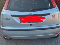 Gebraucht Ford Focus 101 PS (74 kW) 2002 Silber Limousine