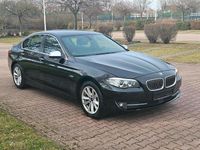 Gebraucht BMW 530 245 PS (180 kW) 2011 Schwarz Kombi