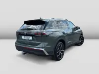 Neu VW Tiguan Elegance 204 PS (150 kW) 2026 Cipressinogrün metallic SUV