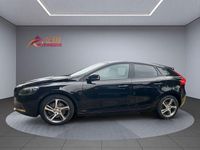 Gebraucht Volvo V40 Kinetic 150 PS (110 kW) 2016 Schwarz Kombi
