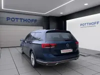 Gebraucht VW Passat Alltrack 200 PS (147 kW) 2023 Blau Kombi