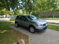 Gebraucht Nissan Qashqai 117 PS (86 kW) 2013 Grau SUV