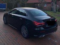 Gebraucht Mercedes A200 AMG line 163 PS (119 kW) 2021 Schwarz Limousine