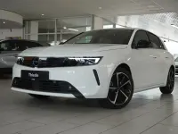 Gebraucht Opel Astra Elegance 181 PS (133 kW) 2023 Jade weiß Kleinwagen