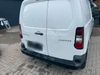 Gebraucht Peugeot Partner 75 PS (55 kW) 2012 Weiß Van / Kleinbus