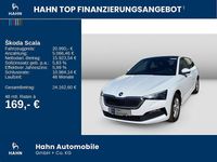 Gebraucht Skoda Scala Style 150 PS (110 kW) 2023 Moonweiss metallic Kleinwagen