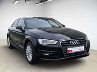 gebraucht Audi A3 Limousine 1.6 TDI ambiente Xenon Navi