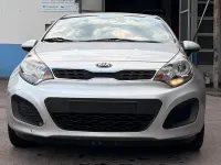 Gebraucht Kia Rio 85 PS (62 kW) 2012 Silber Kleinwagen