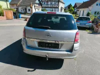 Gebraucht Opel Astra 110 PS (80 kW) 2010 Silber Kombi