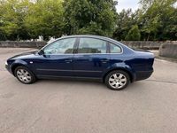 Gebraucht VW Passat 116 PS (85 kW) 2001 Blau Limousine